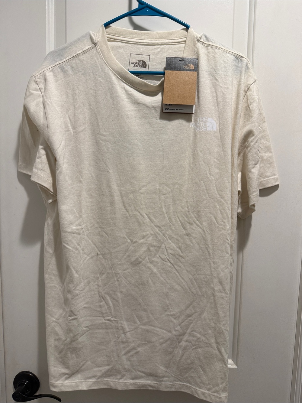 NWT The North Face women’s Short-Sleeve Crew Tee in Off-White